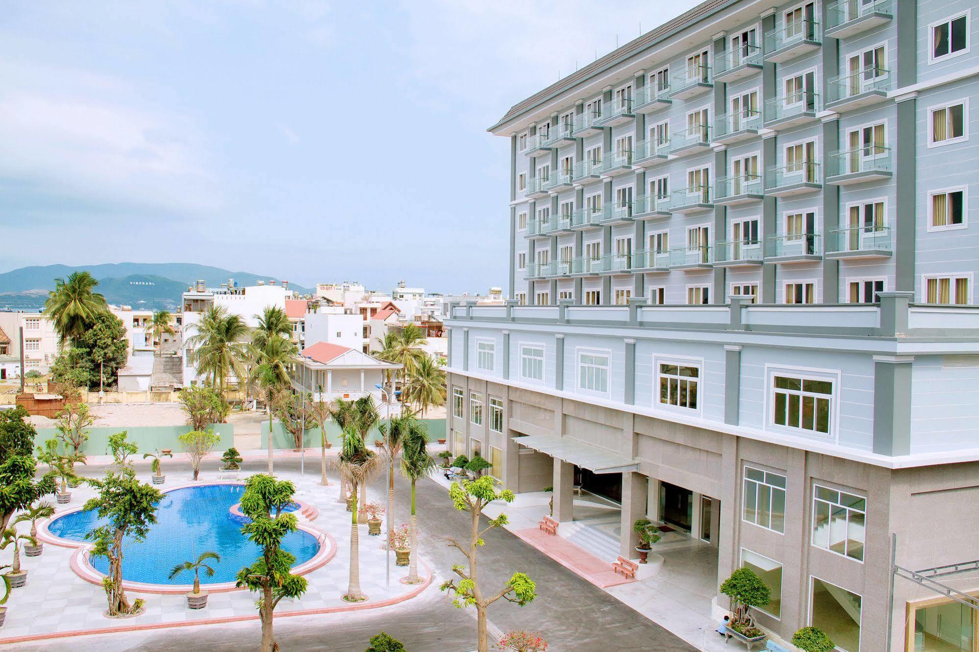 Hotel Sky Nha Trang Exterior foto