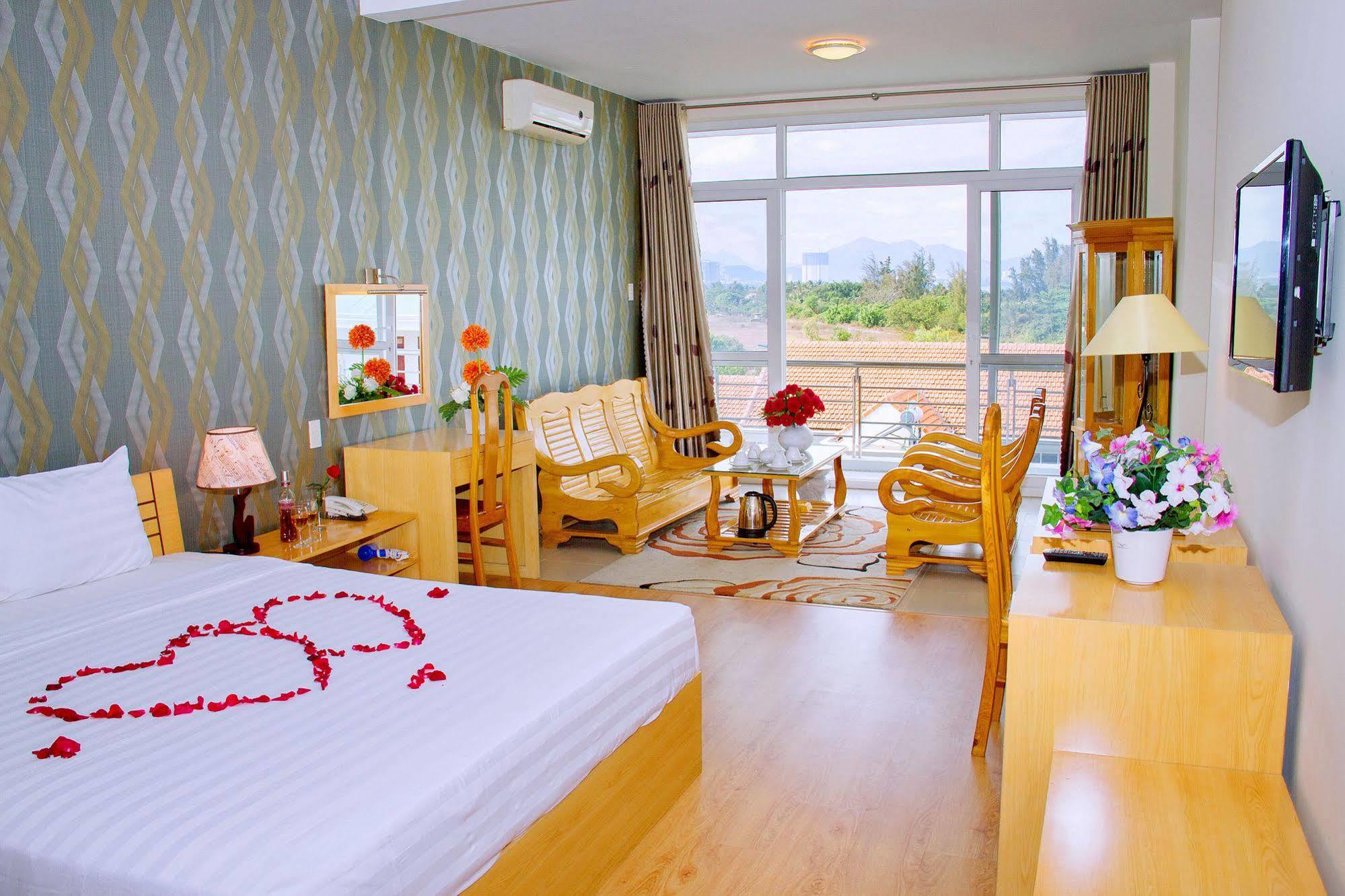 Hotel Sky Nha Trang Exterior foto